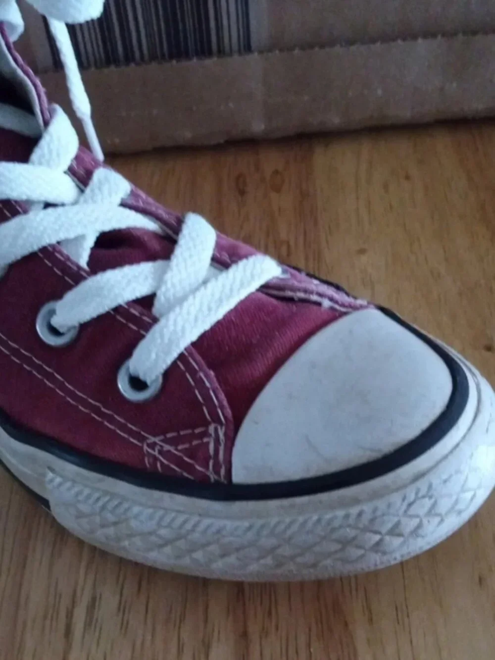 Chuck Taylor Converse All Stars Red High Tops